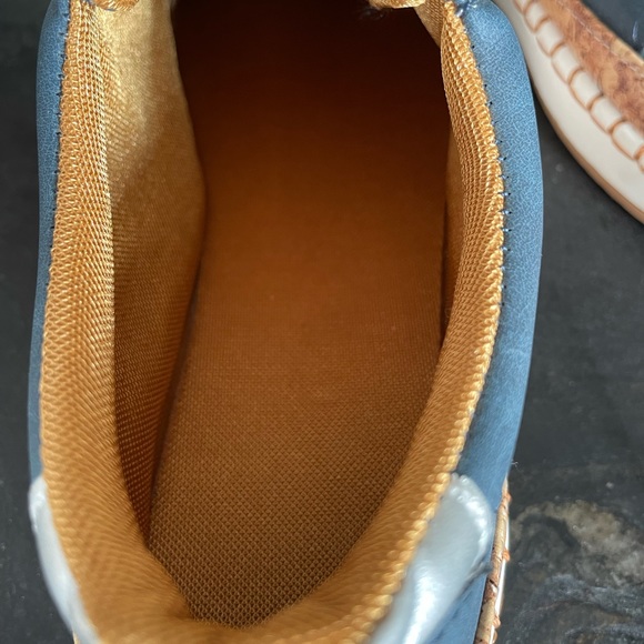 NWOT ladies loafers - Picture 3 of 4